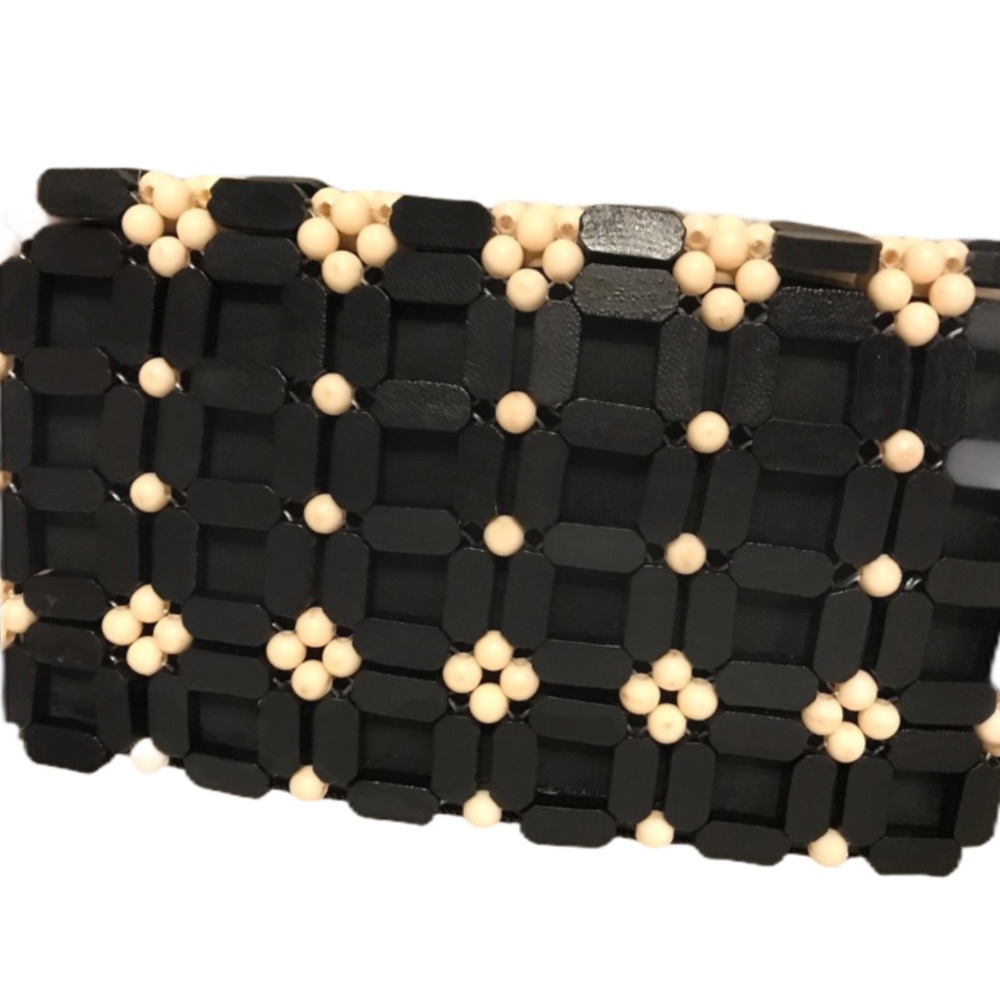 👜Africanhandmade beaded clutch in beige&black♣️